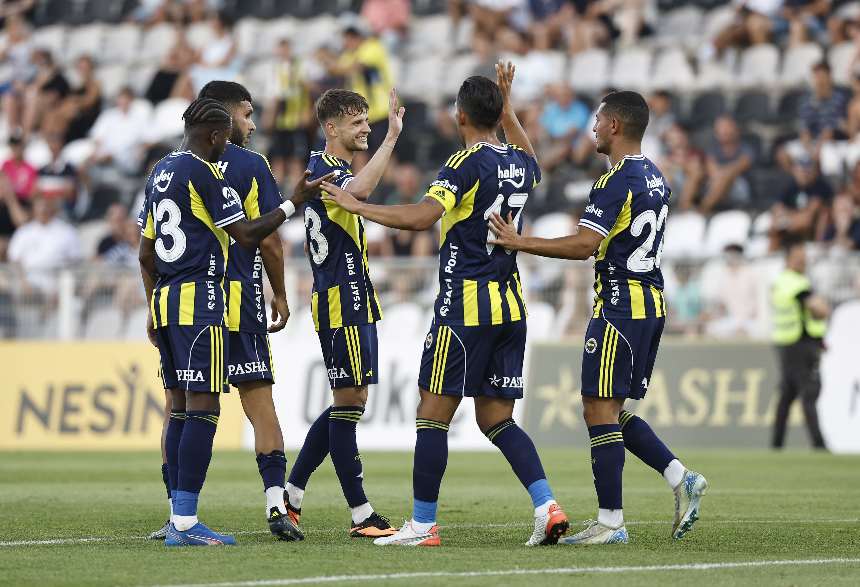 拉沃尔杯力克ATP总决赛，穆雷带队取胜