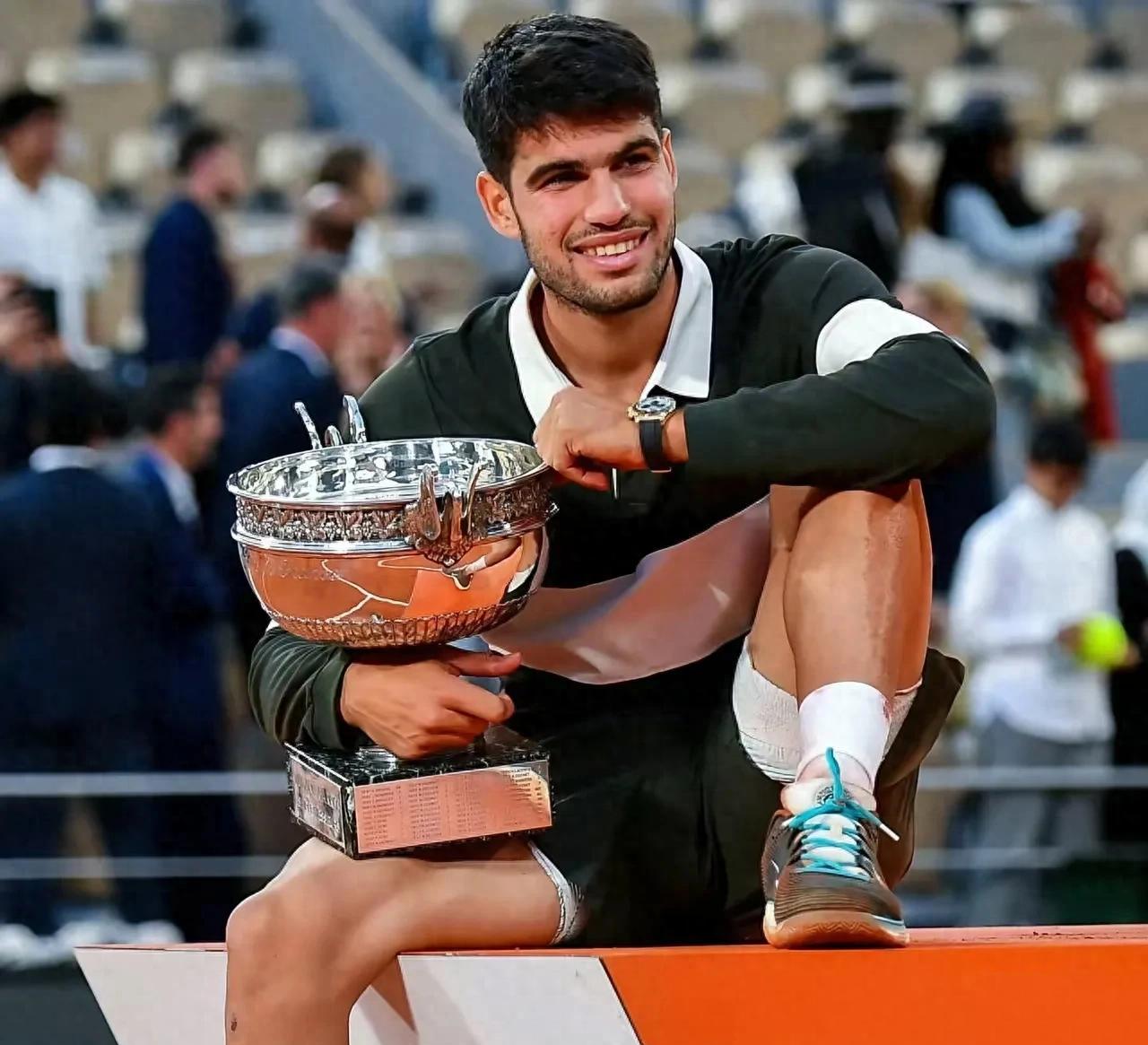 年终总决赛横扫蒙特卡洛大师赛，阿尔卡拉斯点燃赛场