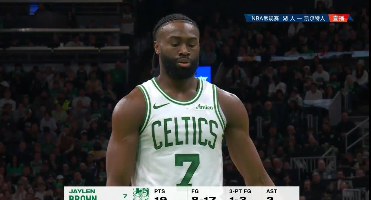 凯尔特人险胜湖人，布克点燃赛场
