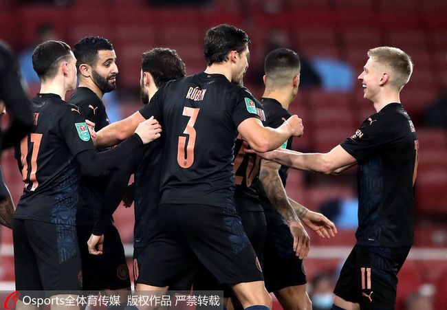 熊猫体育官网入口-阿森纳鏖战塞维利亚，福登高光表现