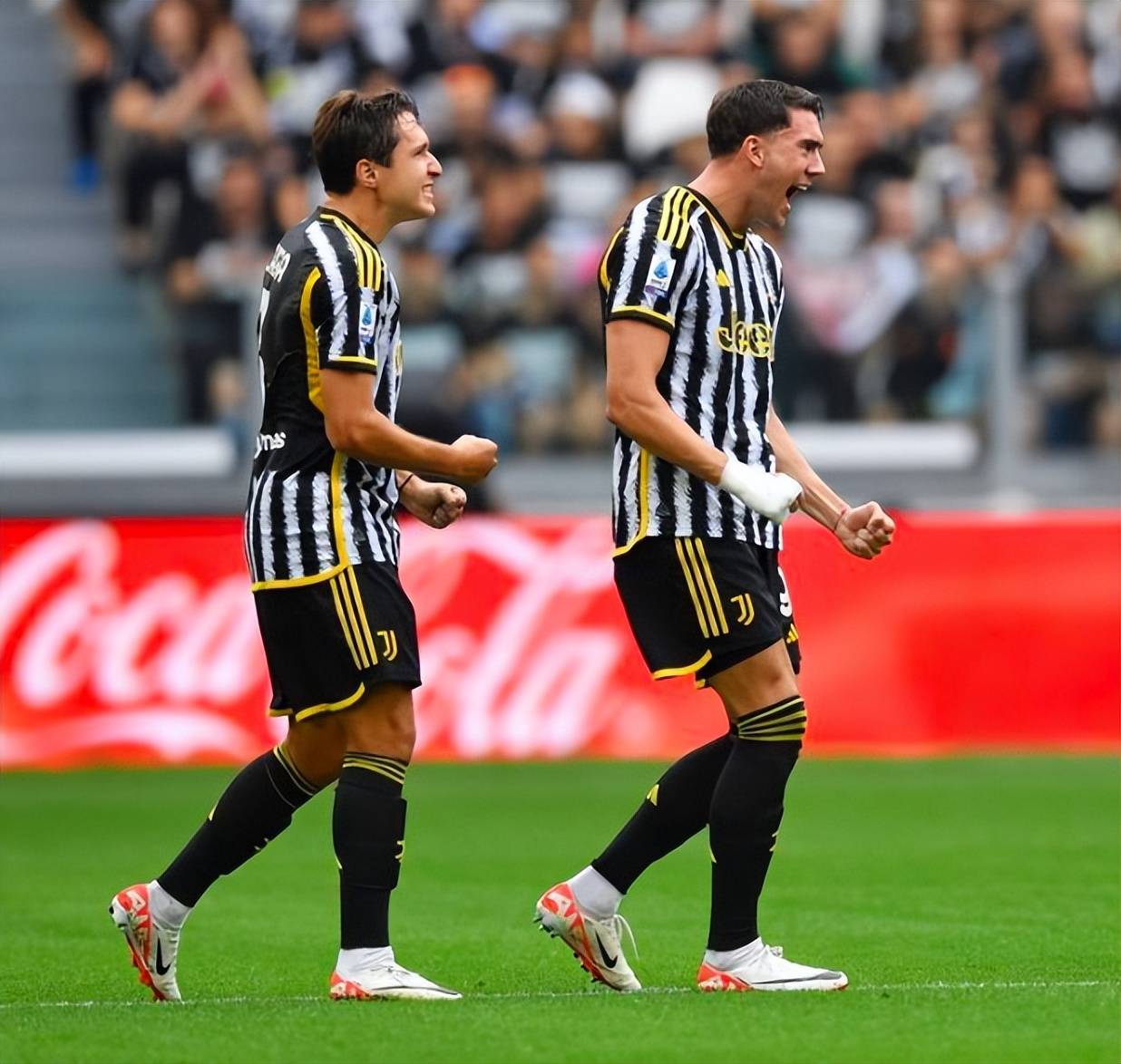 波兰绝杀那不勒斯，弗拉霍维奇制霸全场