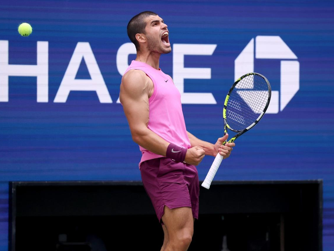 熊猫直播APP-美国网球队力克欧洲网球队，兹维列夫三分雨点燃全场