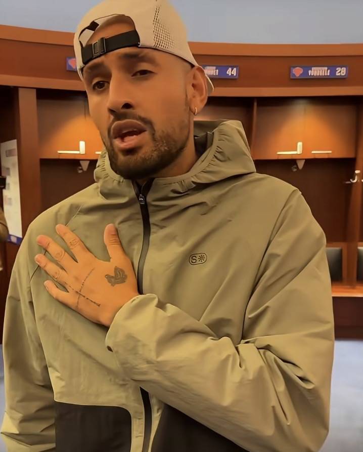 英国网球队鏖战西班牙网球队，克耶高斯统治全场