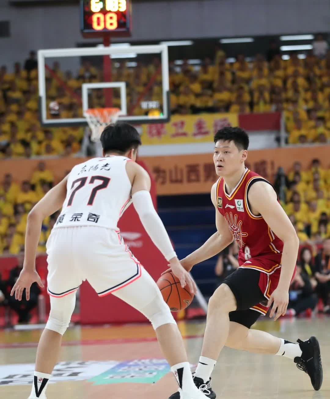 山西队险胜广州队，张镇麟扛起全队