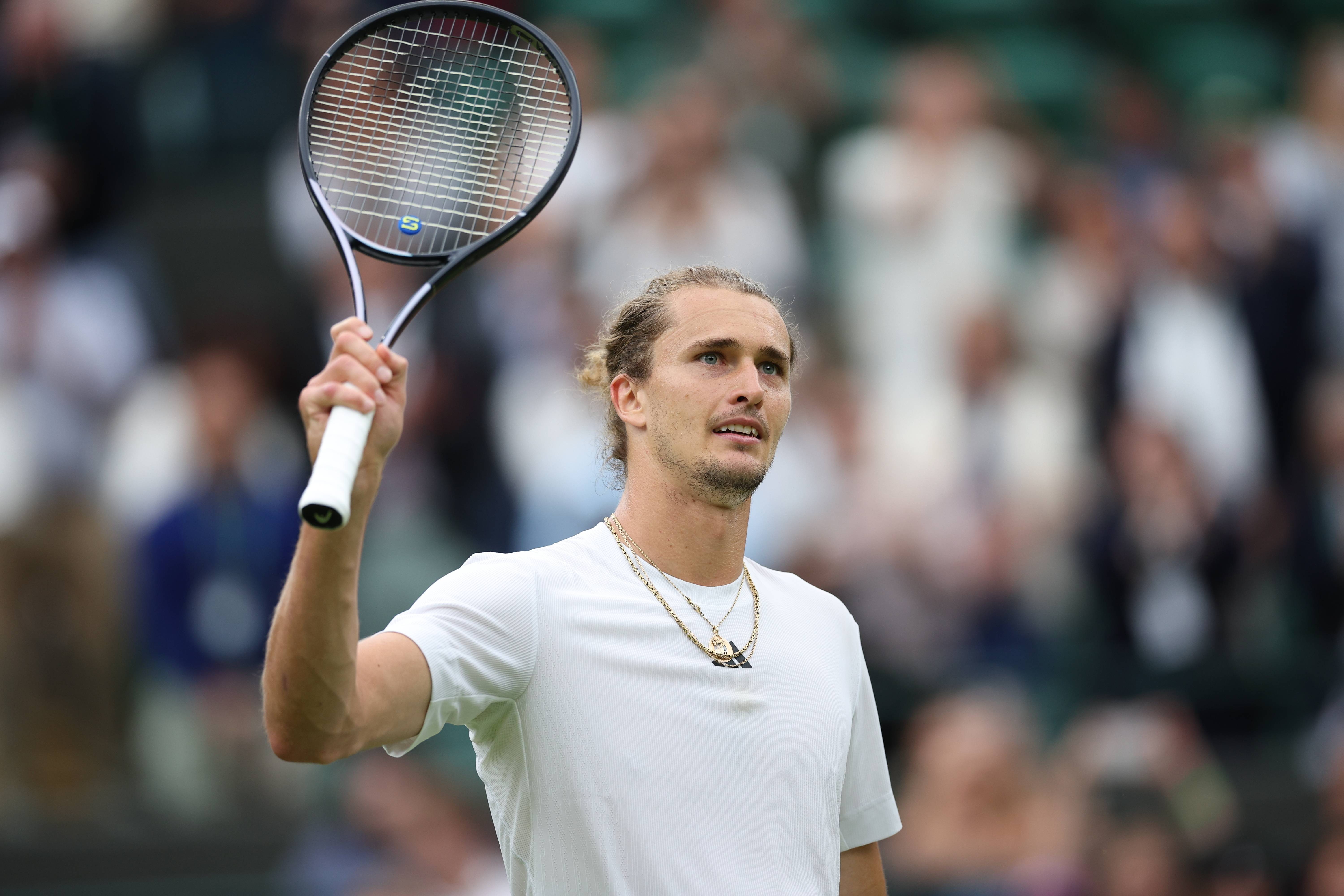 英国网球队血洗世界网球队，克耶高斯完成帽子戏法