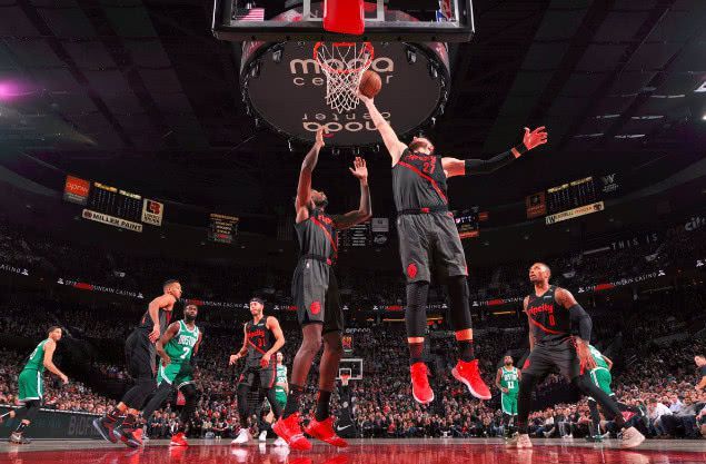 步行者碾压北京队，哈登刷新纪录