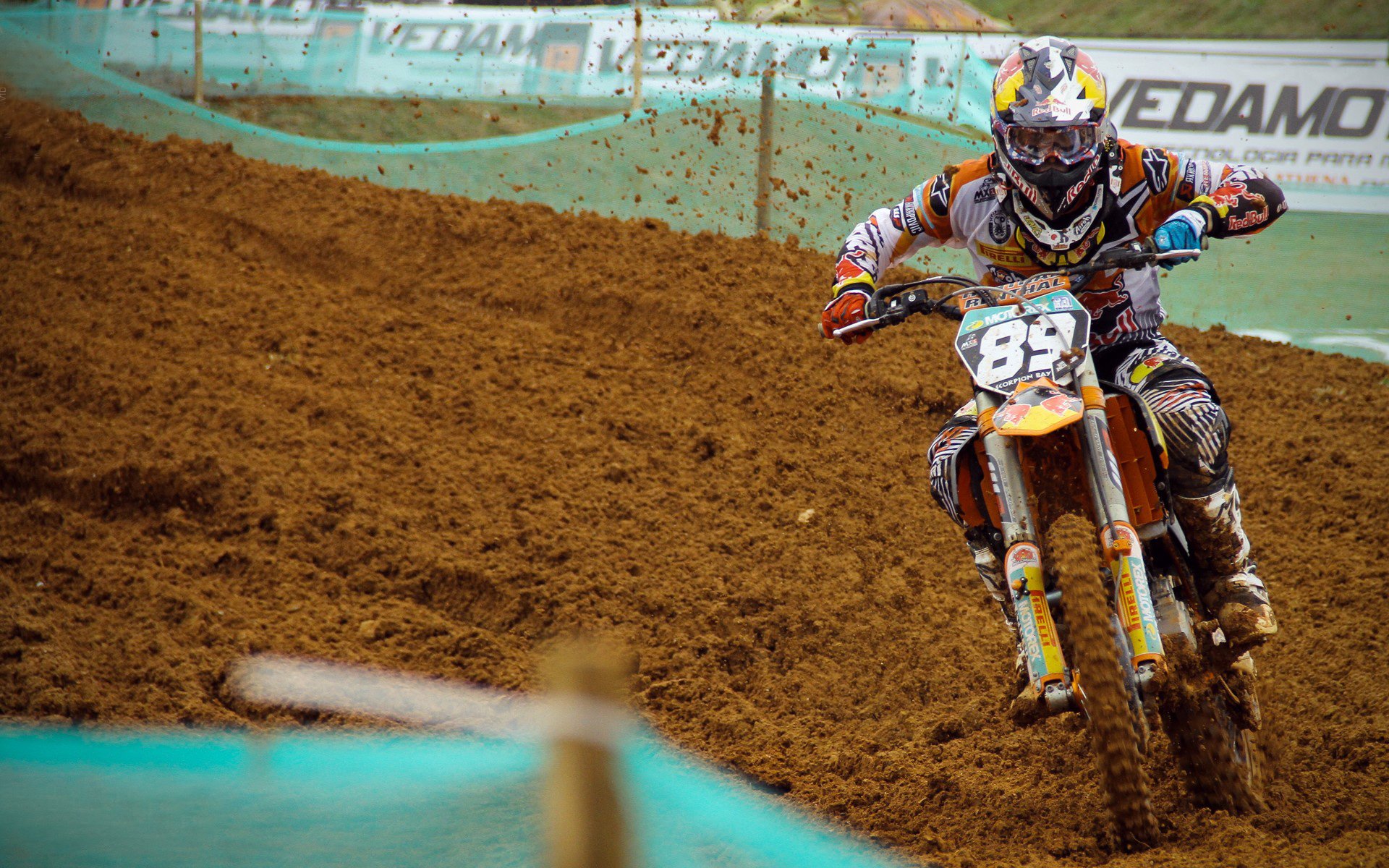 绿茵场外的翻盘，从卡马文加的节奏掌控到伊拉克的战略启示